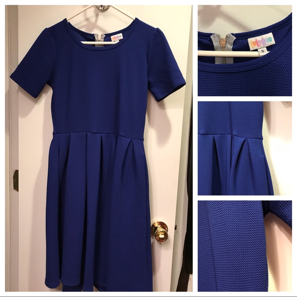 💢 SOLD 💢 LuLaRoe Bright Blue Amelia- Size Small